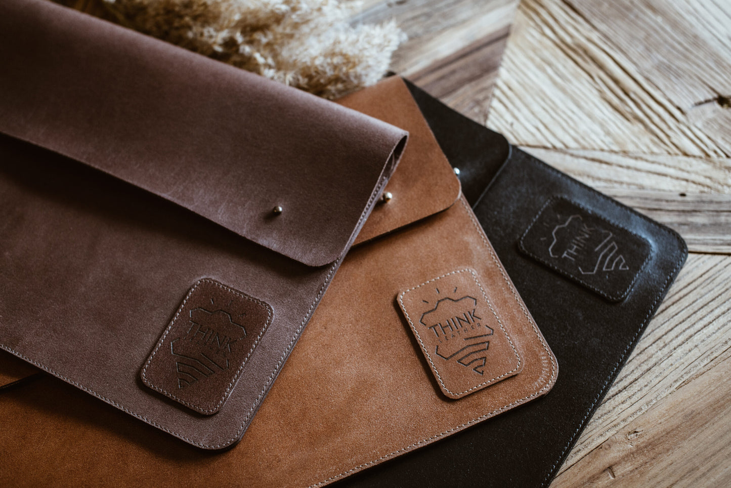 COVER MACBOOK 16" with a flap dark brown-3