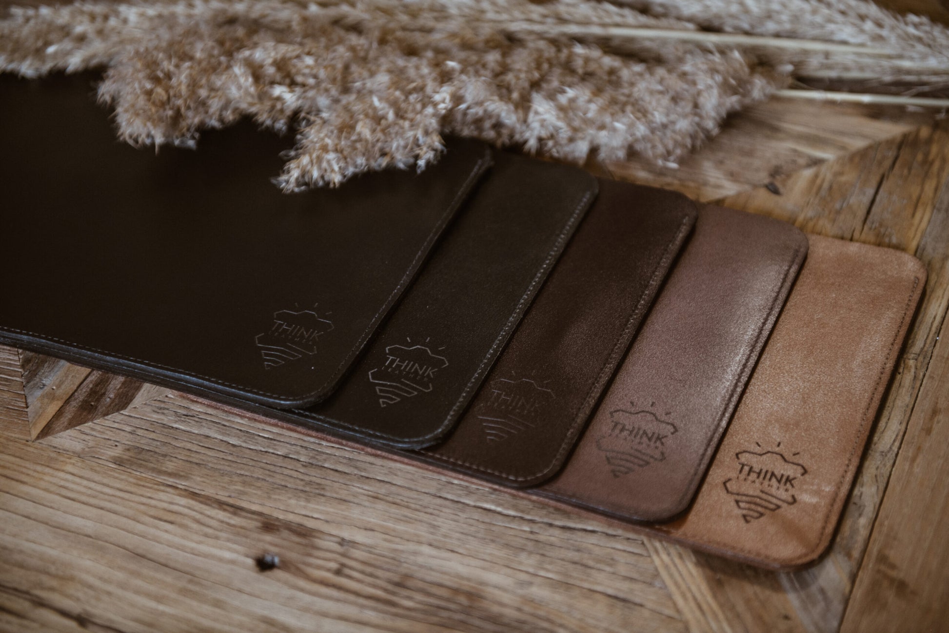 Leather Case for MacBook 16" Pro - Dark Brown-4