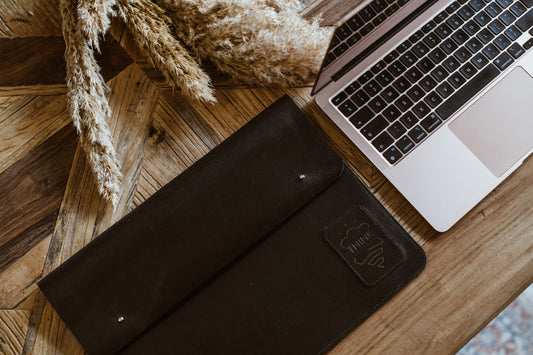 COVER MACBOOK 13" with flap black-0